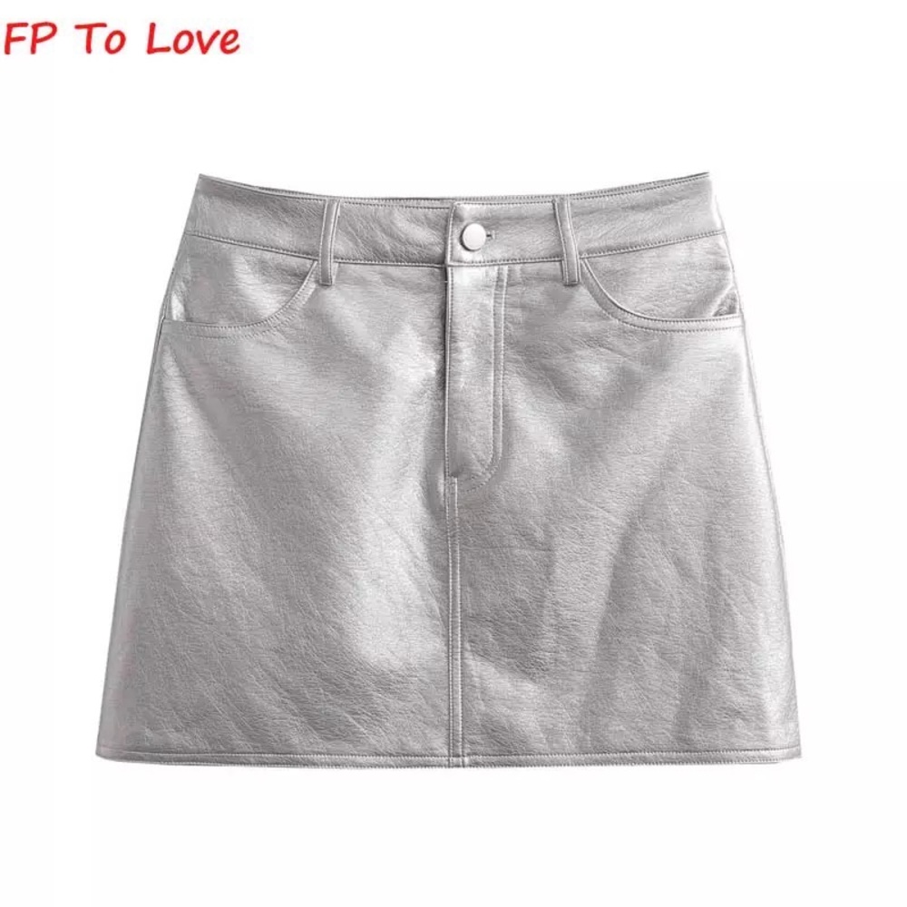 NWOT Metallic silver skirt